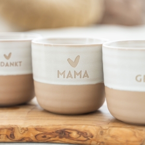 Lottea Theemok aardewerk met mama erop